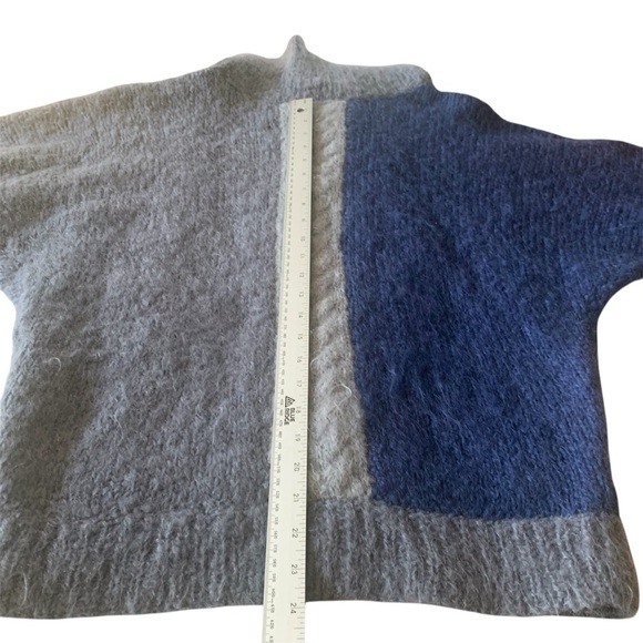 Hand Knit Style Sweater Cable Knit Pullover Turtle Neck Dolman Blues & Grey M - Picture 9 of 10